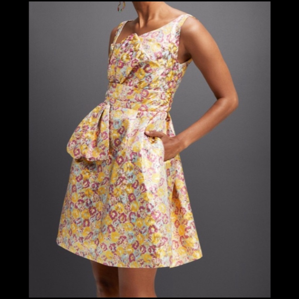 Beautiful dress!